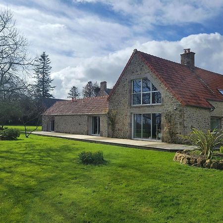 Les Embreoles Bed & Breakfast Clitourps Exterior photo